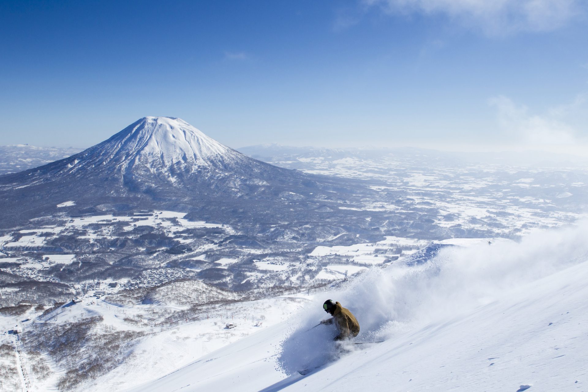 Niseko Tokyu Grand HIRAFU POWDER SNOW HOKKAIDO