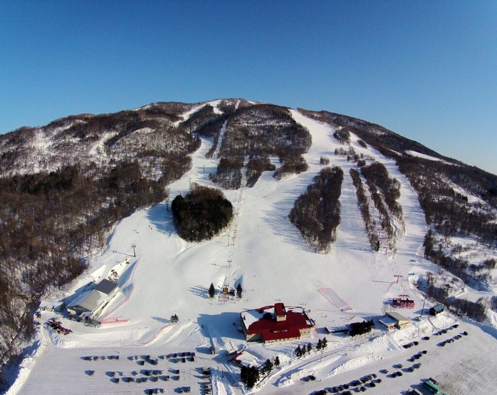 カムイスキーリンクス - POWDER SNOW HOKKAIDO